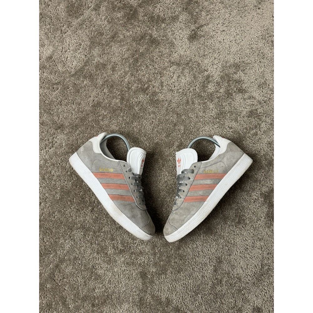 Womens Adidas Womens Gazelle BY9362 Gray Casual Shoes Sneakers Y2K Sz 6.5